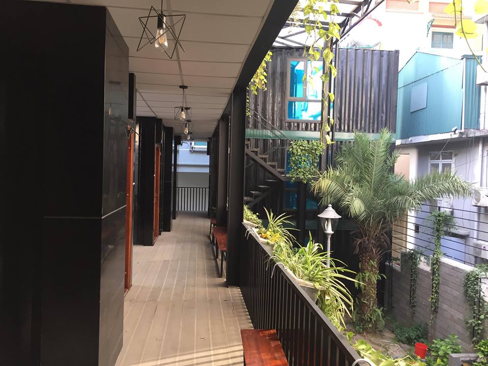 44291747_1945213735563039_1883356241766383616_n